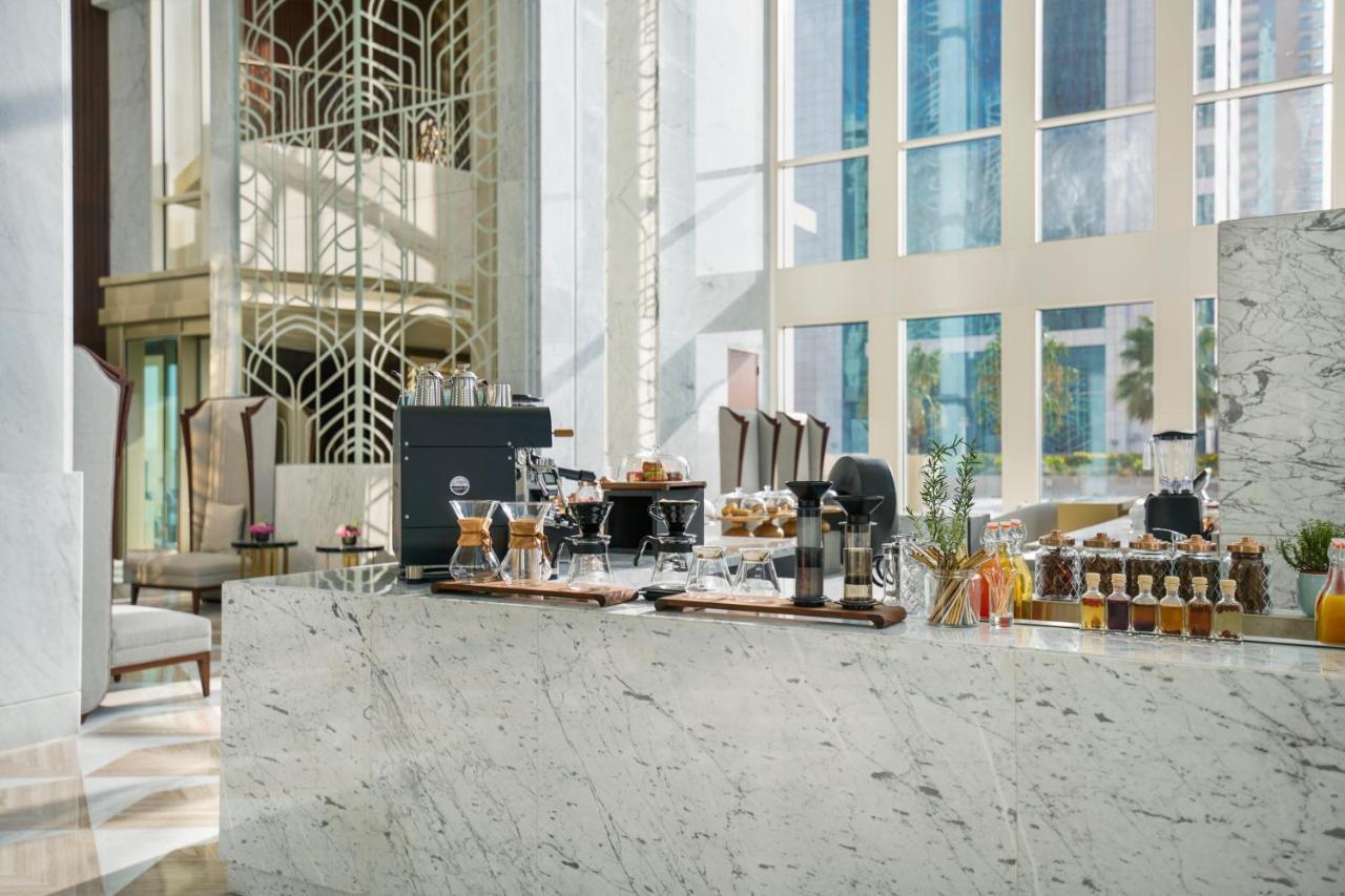 Wyndham Grand Doha West Bay Beach Ngoại thất bức ảnh Lobby
