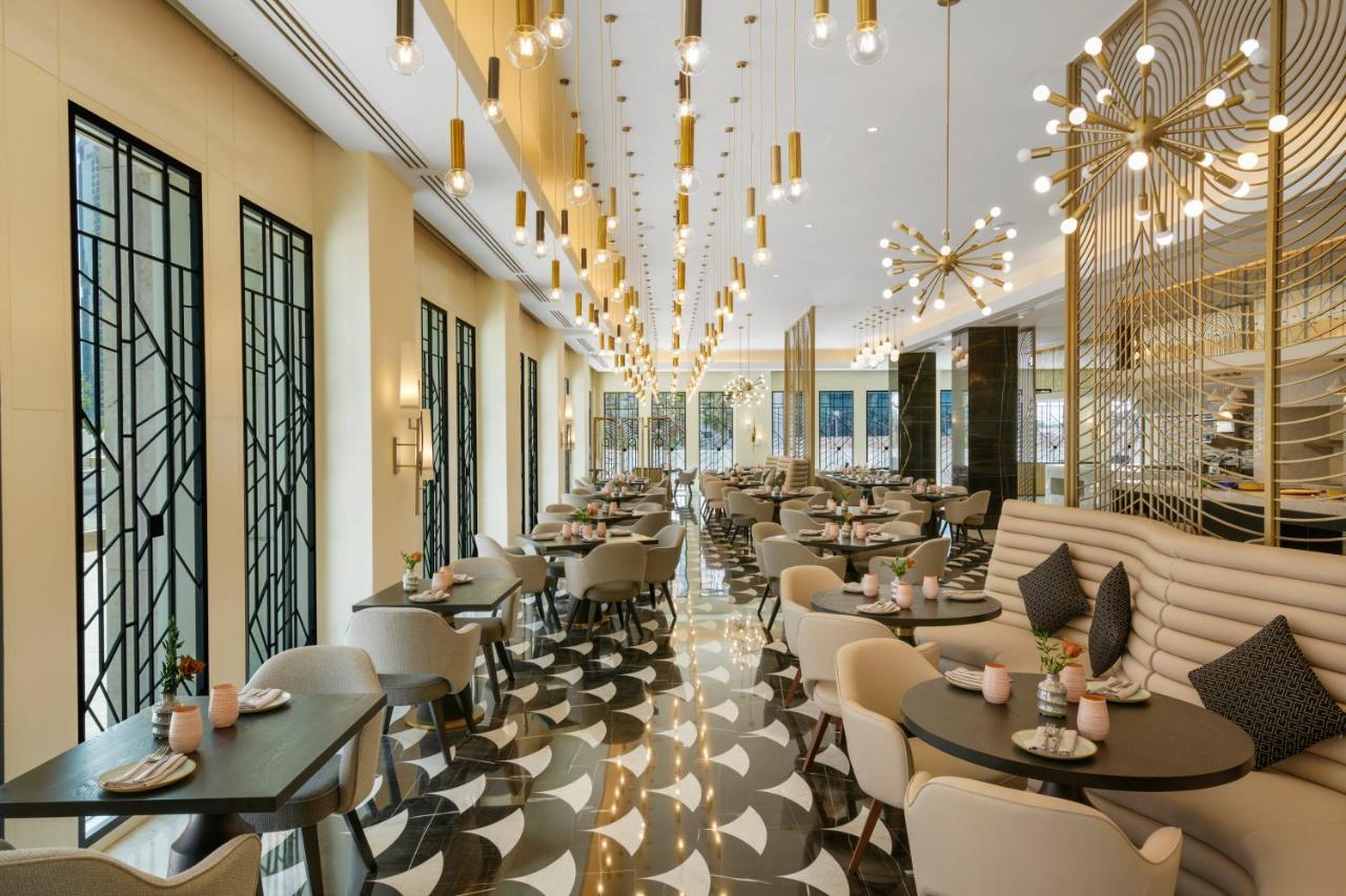 Wyndham Grand Doha West Bay Beach Ngoại thất bức ảnh The restaurant