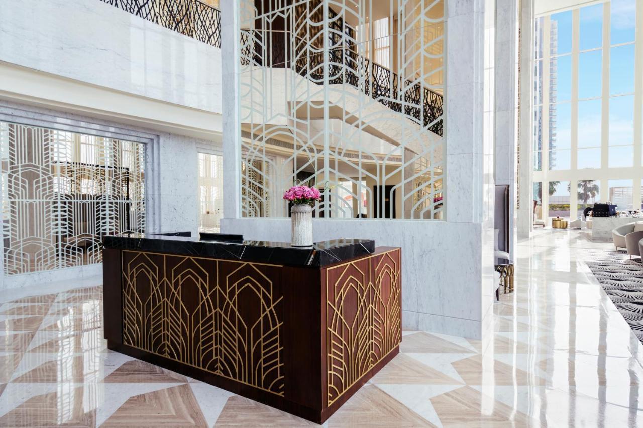 Wyndham Grand Doha West Bay Beach Ngoại thất bức ảnh The lobby of the hotel