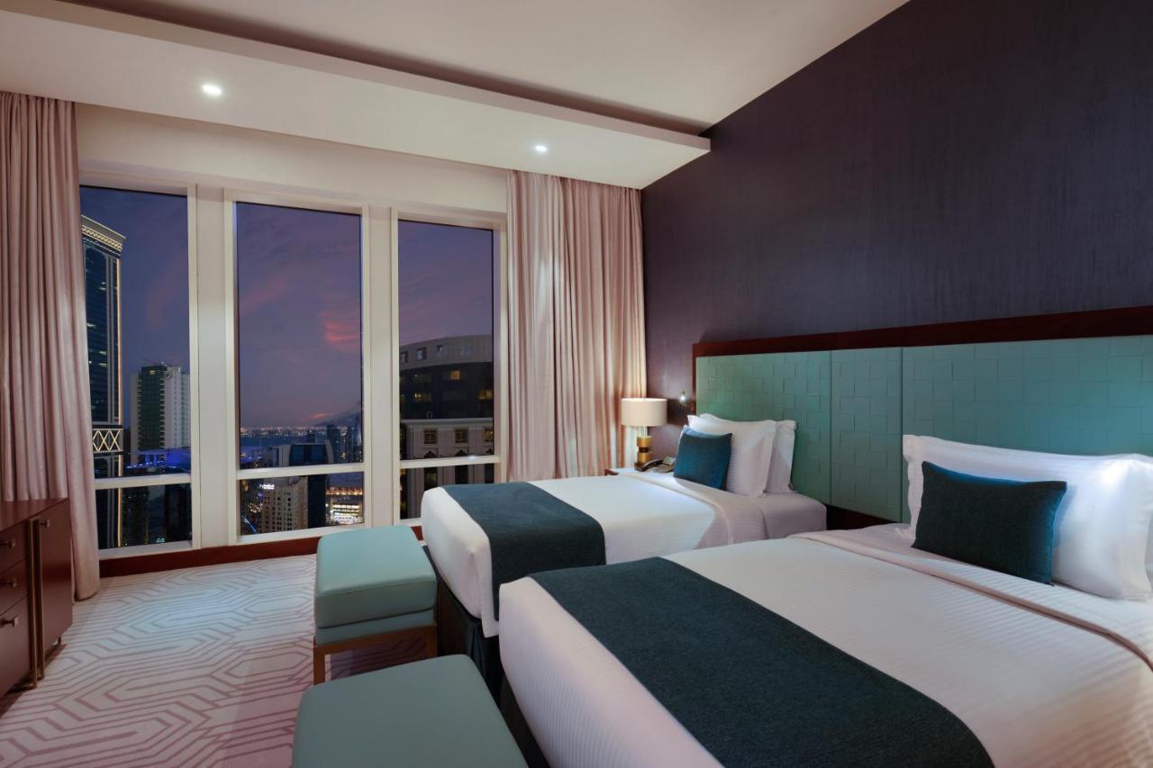 Wyndham Grand Doha West Bay Beach Ngoại thất bức ảnh Deluxe Room